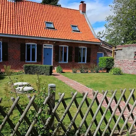 Au Petit Bonheur A La Campagne